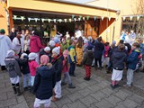 Schmutziger Donnerstag am 23.02.2017 - Befreiung der Schüler der Grundschule Varnhalt